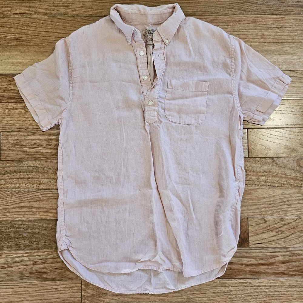 Abercrombie & Fitch short sleeve shirts